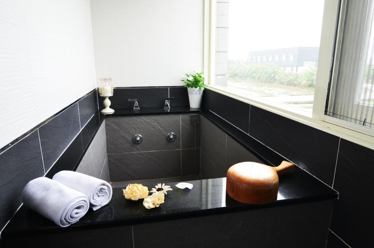 Yunju House Bed & Breakfast เจียวซี ภายนอก รูปภาพ